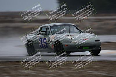 media/Nov-15-2025-CalClub SCCA (Sat) [[7bfa5a7151]]/Race/Group 4/